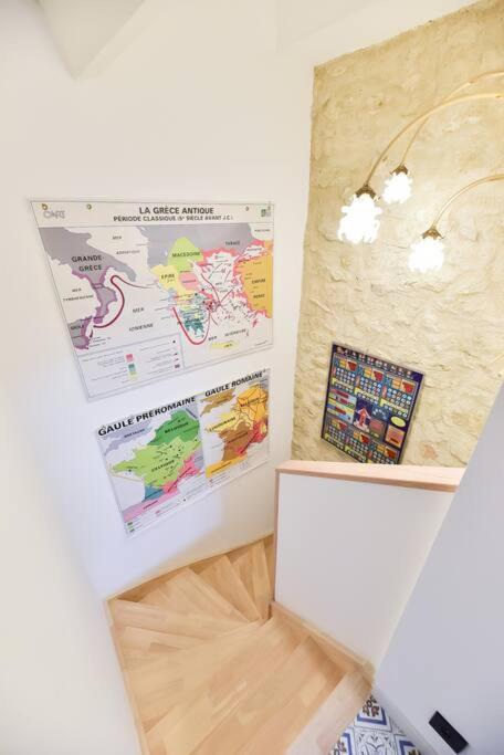 Charmante Maison De Village Au Coeur Du Luberon Cucuron Bagian luar foto